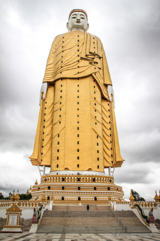 Illustration for article titled These Mega-Sculptures Are the Biggest in the World